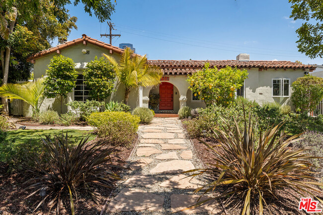 property at 2216 Kerwood Ave