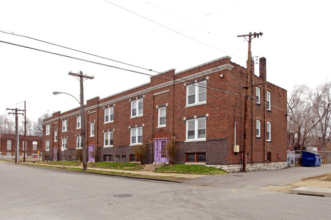 1115-1123 S Newstead Ave in St. Louis, MO - Building Photo - Building Photo