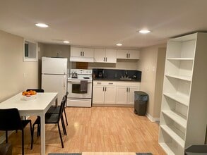 282 Poyntz Av in Toronto, ON - Building Photo - Building Photo