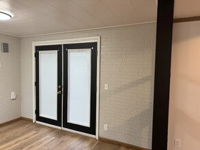 622 Flinn Ave in Ronco, PA - Building Photo - Building Photo