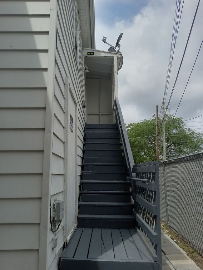 property at 26-28-28 E Pine St.