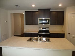 2054 Nottoway Woods Ln in Jacksonville, FL - Foto de edificio - Building Photo