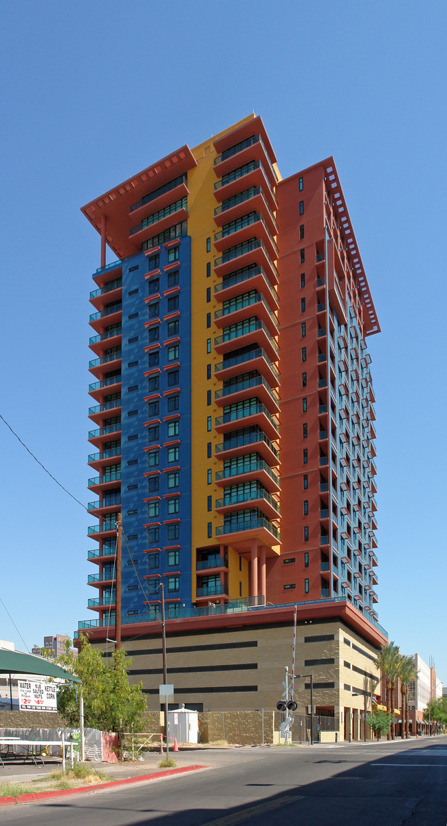 Summit at Copper Square in Phoenix, AZ - Building Photo - Building Photo