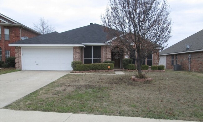 property at 2100 Cantura Dr