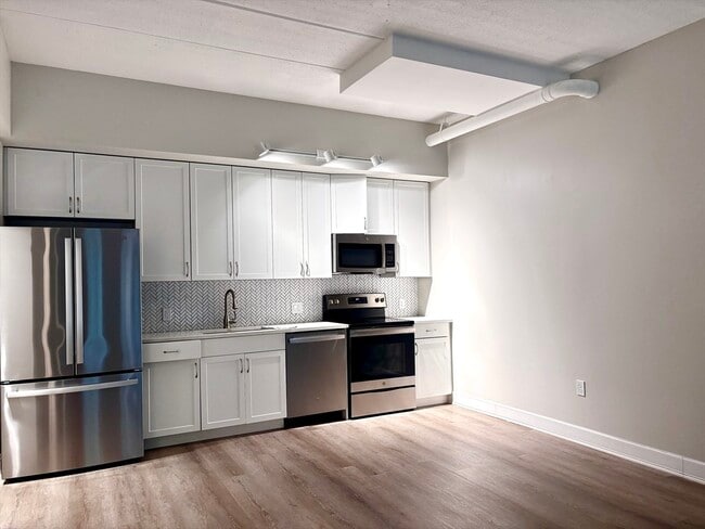 136 Salem St, Unit #114