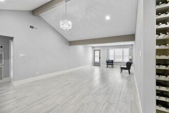7727 Barberton Dr in Houston, TX - Building Photo - Building Photo