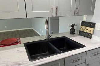 1142 N 85th Pl in Scottsdale, AZ - Foto de edificio - Building Photo