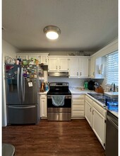 1688 Prince Ave in Athens, GA - Foto de edificio - Building Photo