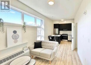 25 Grant St in Ottawa, ON - Building Photo - Building Photo