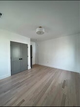 52 Withington St, Unit #6 in Boston, MA - Foto de edificio - Building Photo