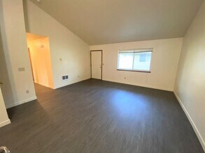 1013 E 19th Ave in Ellensburg, WA - Building Photo - Building Photo