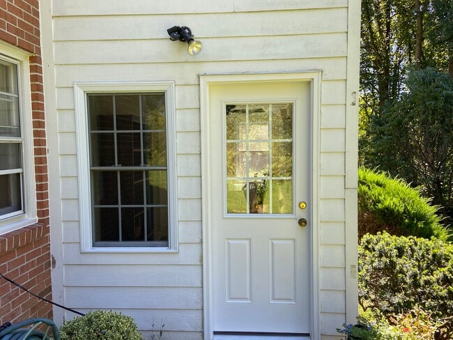 12707 Furnace Mountain Rd, Unit #lower level apt