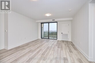 300B-300B Fourth Ave in St Catharines, ON - Building Photo - Building Photo