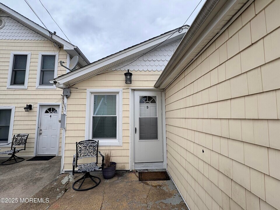 322 Sumner Ave in Seaside Heights, NJ - Foto de edificio