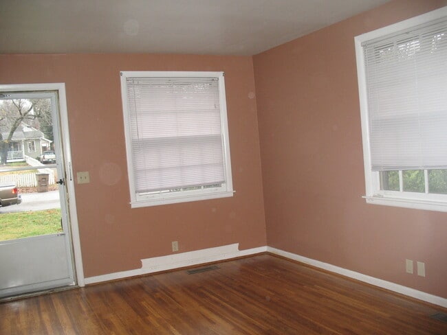 2513 Ashwood Ave, Unit A in Nashville, TN - Building Photo - Building Photo