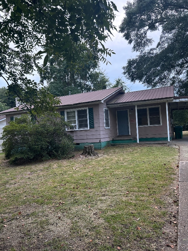 property at 1409 43rd Ave