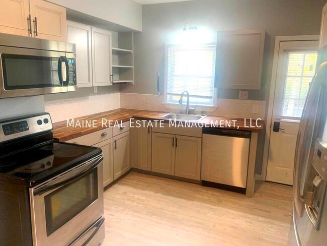 property at 454 S Main St