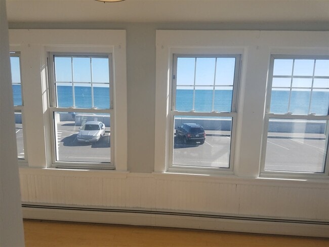 857 Ocean Blvd in Hampton, NH - Building Photo - Building Photo