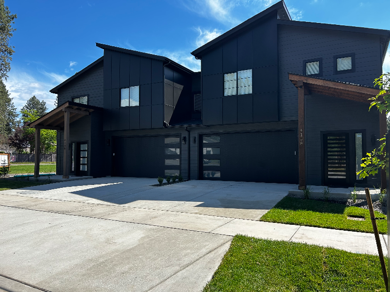 4178 N Honeysuckle Dr in Coeur d'Alene, ID - Building Photo