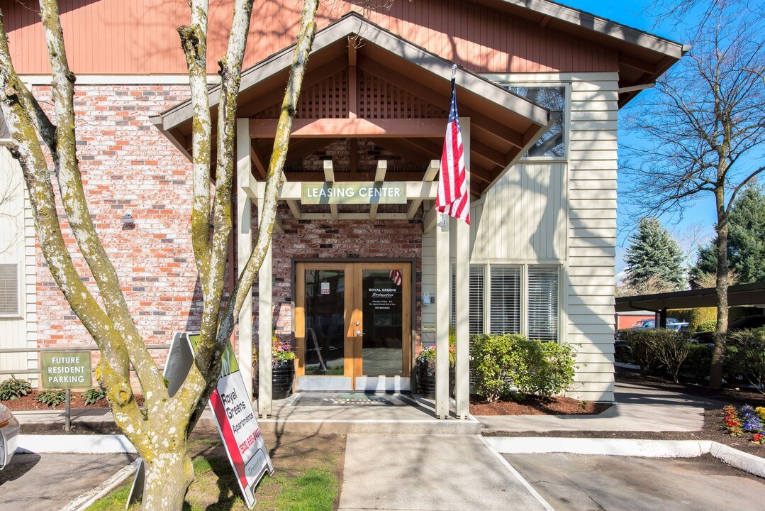 Royal Greens Apartments in Gresham, OR - Foto de edificio