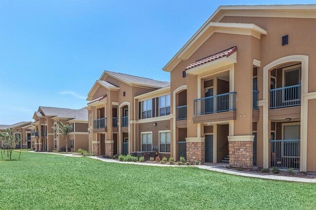 1100 S Stewart Blvd in Alton, TX - Building Photo - Building Photo