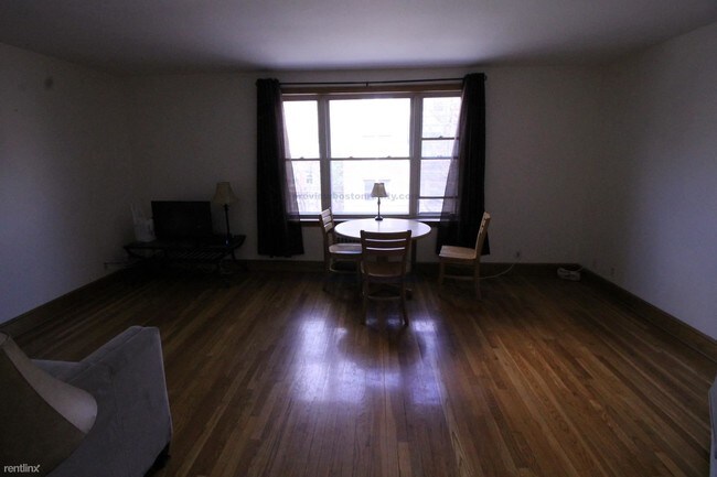 84 Strathmore Rd-Unit -APT# 5-OJ in Boston, MA - Foto de edificio - Building Photo