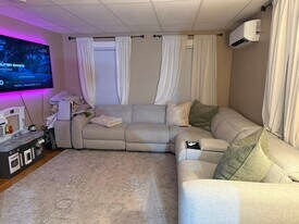 64 Belmont St, Unit 2 in Manchester, NH - Building Photo