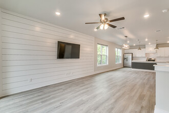 TCU Student Housing in Fort Worth, TX - Building Photo - Interior Photo