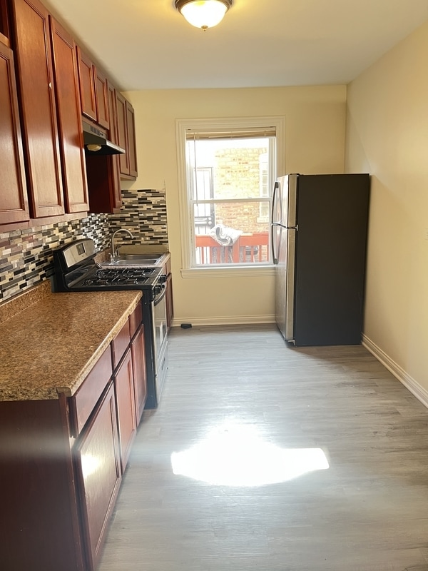 653 E 90th Pl in Chicago, IL - Building Photo - Building Photo