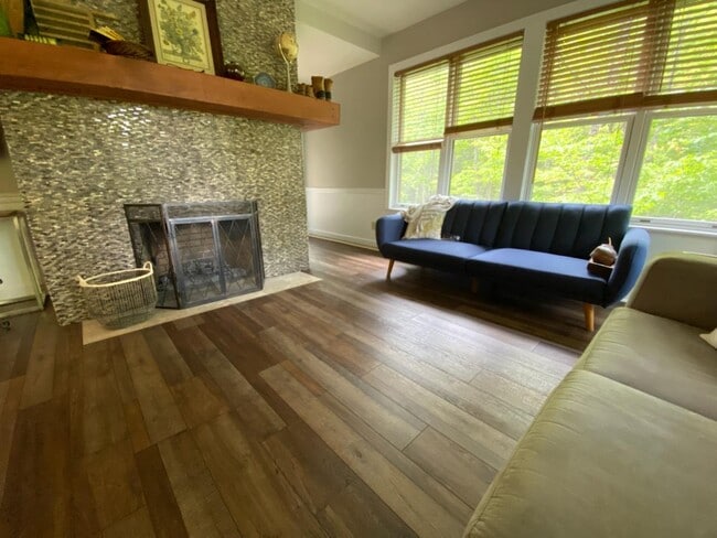 512 Riverwalk Rdg Rd in Todd, NC - Building Photo - Building Photo