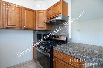 947 Oak Ave in Carlsbad, CA - Building Photo - Building Photo