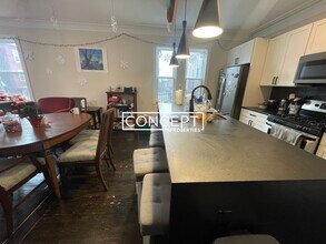 839 Parker St in Boston, MA - Building Photo - Building Photo