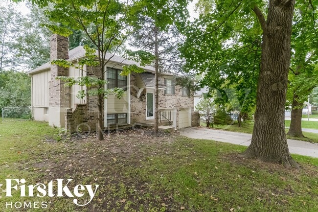 2318 NW Chatham Pl in Blue Springs, MO - Building Photo - Building Photo