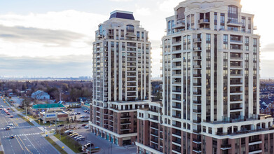 South Tower in Markham, ON - Building Photo - Building Photo