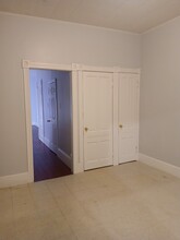 753 Centre St, Unit Apt 1 in Trenton, NJ - Foto de edificio - Building Photo