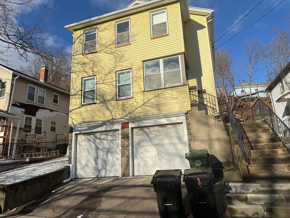 126 Walnut St in Watertown, MA - Foto de edificio