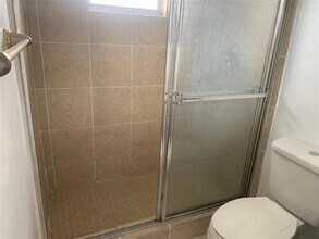 4243 NW 68th Way in Fort Lauderdale, FL - Building Photo - Building Photo