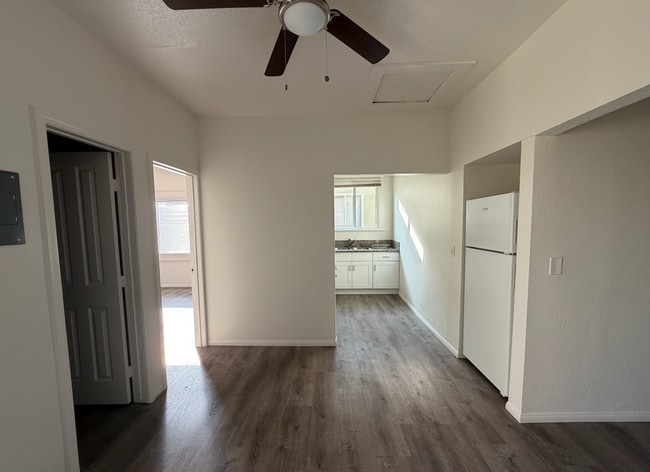 420 N Rose Pl, Unit 424