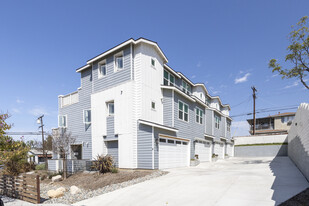 27th Street Townhomes in San Diego, CA - Foto de edificio - Building Photo