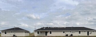 11015 I-30 Frontage Rd in Cumby, TX - Building Photo