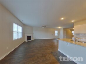 3012 Bishop Ln in Columbia, TN - Foto de edificio - Building Photo