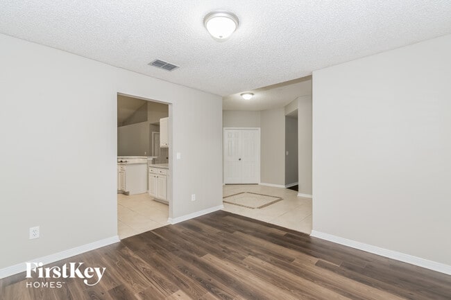 1147 McGirts Creek Ct in Jacksonville, FL - Building Photo - Building Photo