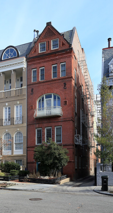 1709 21st St NW in Washington, DC - Building Photo
