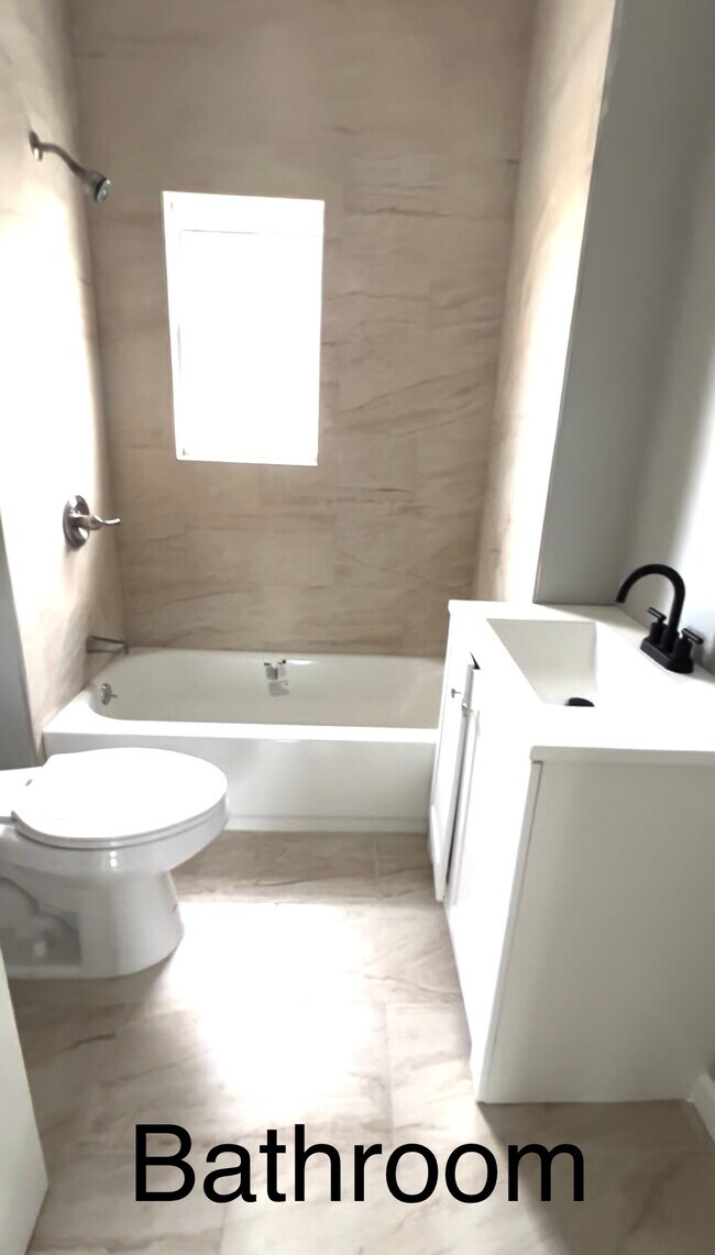 342 Morrissee Ave, Unit 1 in Haledon, NJ - Foto de edificio - Building Photo