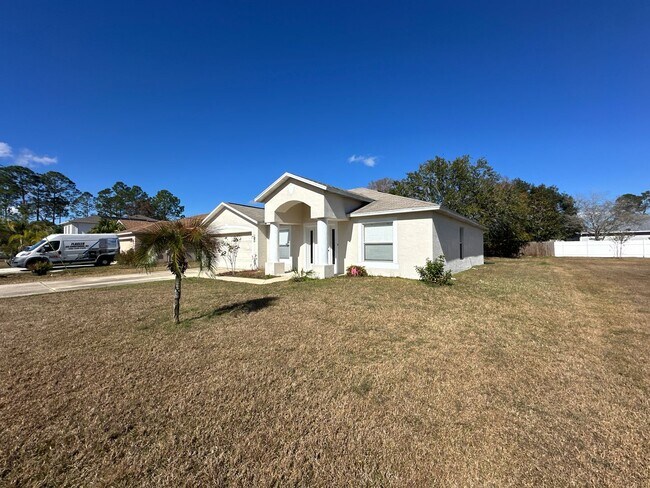 20 Red Barn Dr in Palm Coast, FL - Building Photo - Building Photo