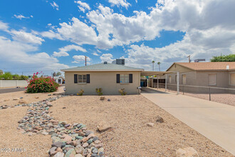 4442 N 18th Ave in Phoenix, AZ - Building Photo - Building Photo