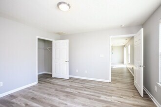 8415 Gates Corner Dr in Indianapolis, IN - Building Photo - Building Photo