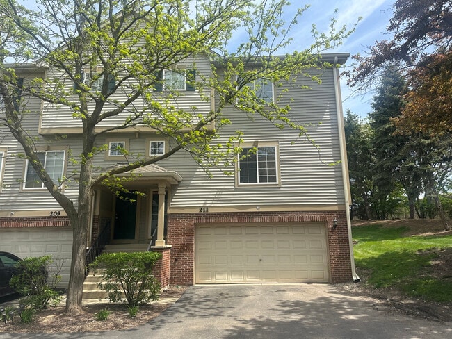 property at 211 Monarch Dr