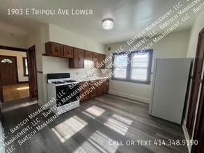 1903 E Tripoli Ave in Milwaukee, WI - Building Photo - Building Photo