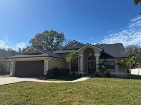 736 Sunflower Dr in Palm Harbor, FL - Building Photo